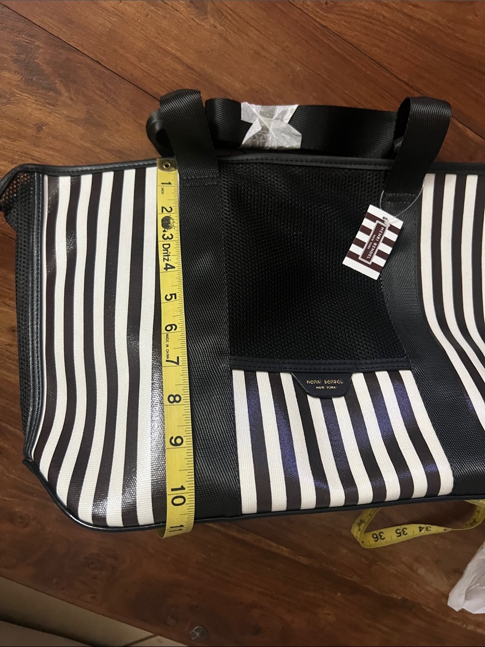 Henri Bendel Iconic Pet Carrier Tote - Picture 4 of 12